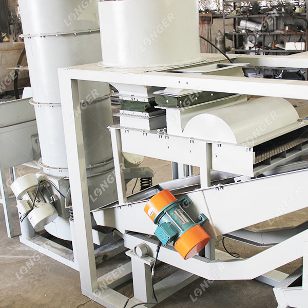 Mesin Pemipil Biji Bunga Matahari.jpg